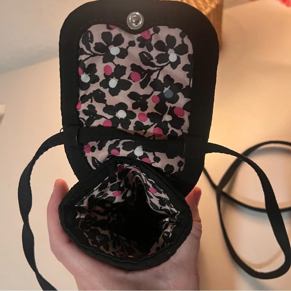 Vera Bradley Black Quilted Crossbody Cell Phone Bag
